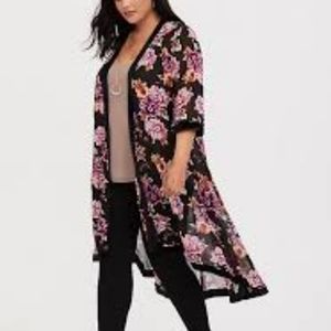 Torrid black floral kimono